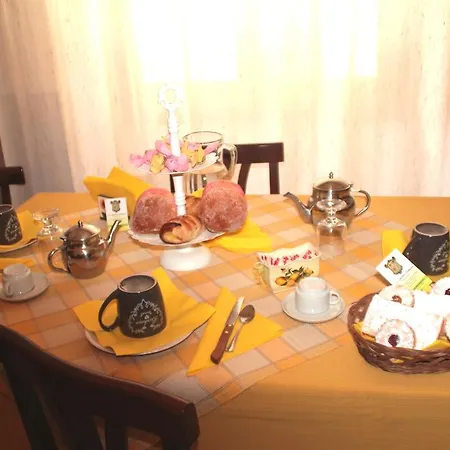 Le Quattro Stagioni Bed & Breakfast Arbus