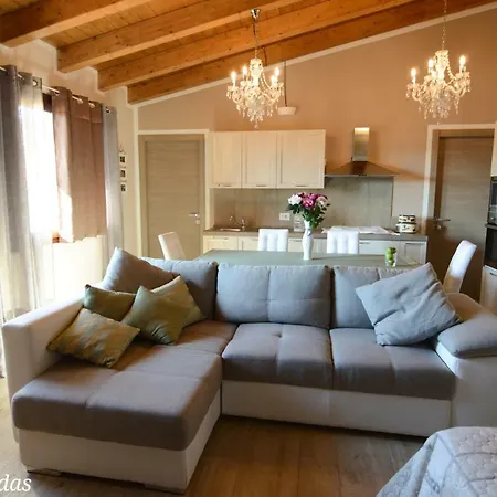 Le Quattro Stagioni Bed & Breakfast *
